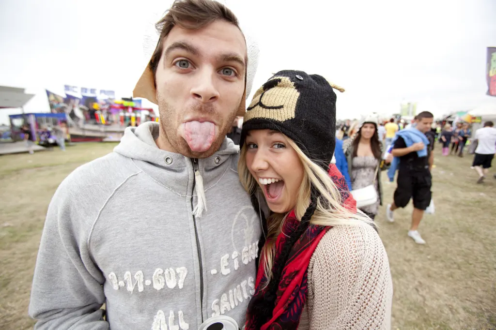 Festivalgoers and atmosphere at Global Gathering 2010